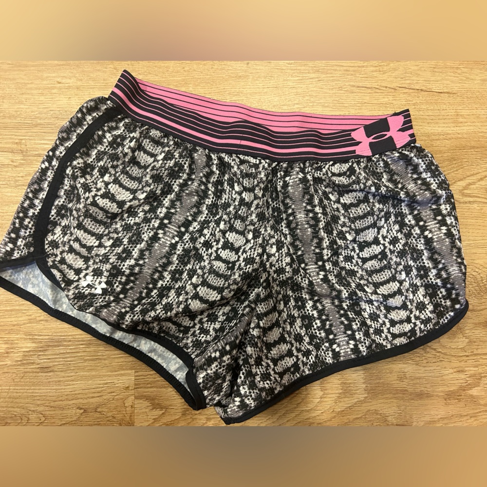 Under Armour Women's Black and Pink Patterned Shorts